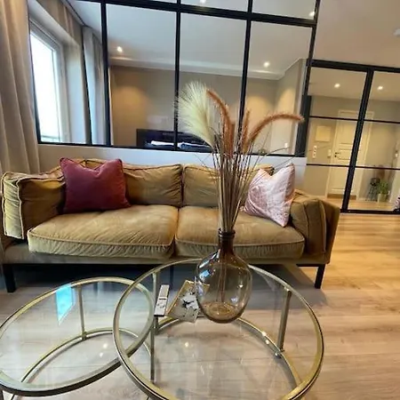 Scandpoint Exquisite & Homely Flat In Center Oslo With Free Parking דירה